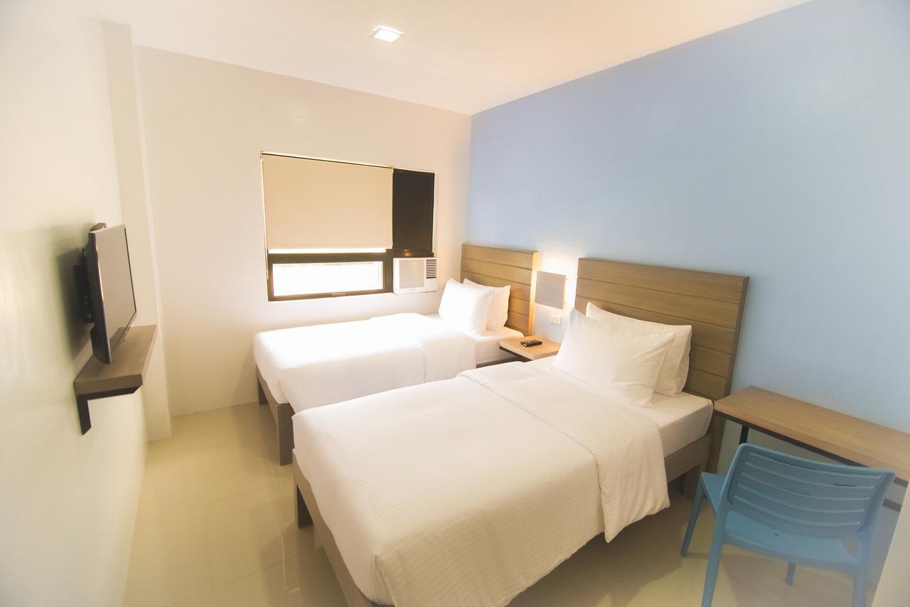 Felix Residences Cebu Exterior foto